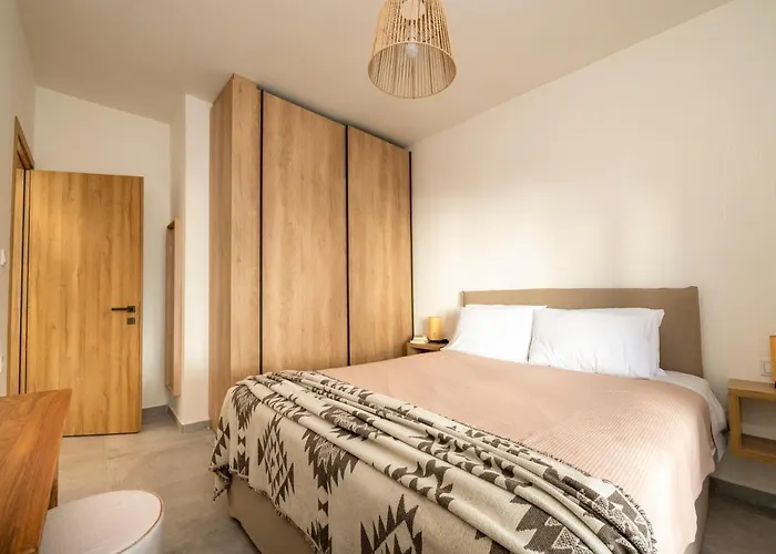 Irene's Sunny بلدة كوس